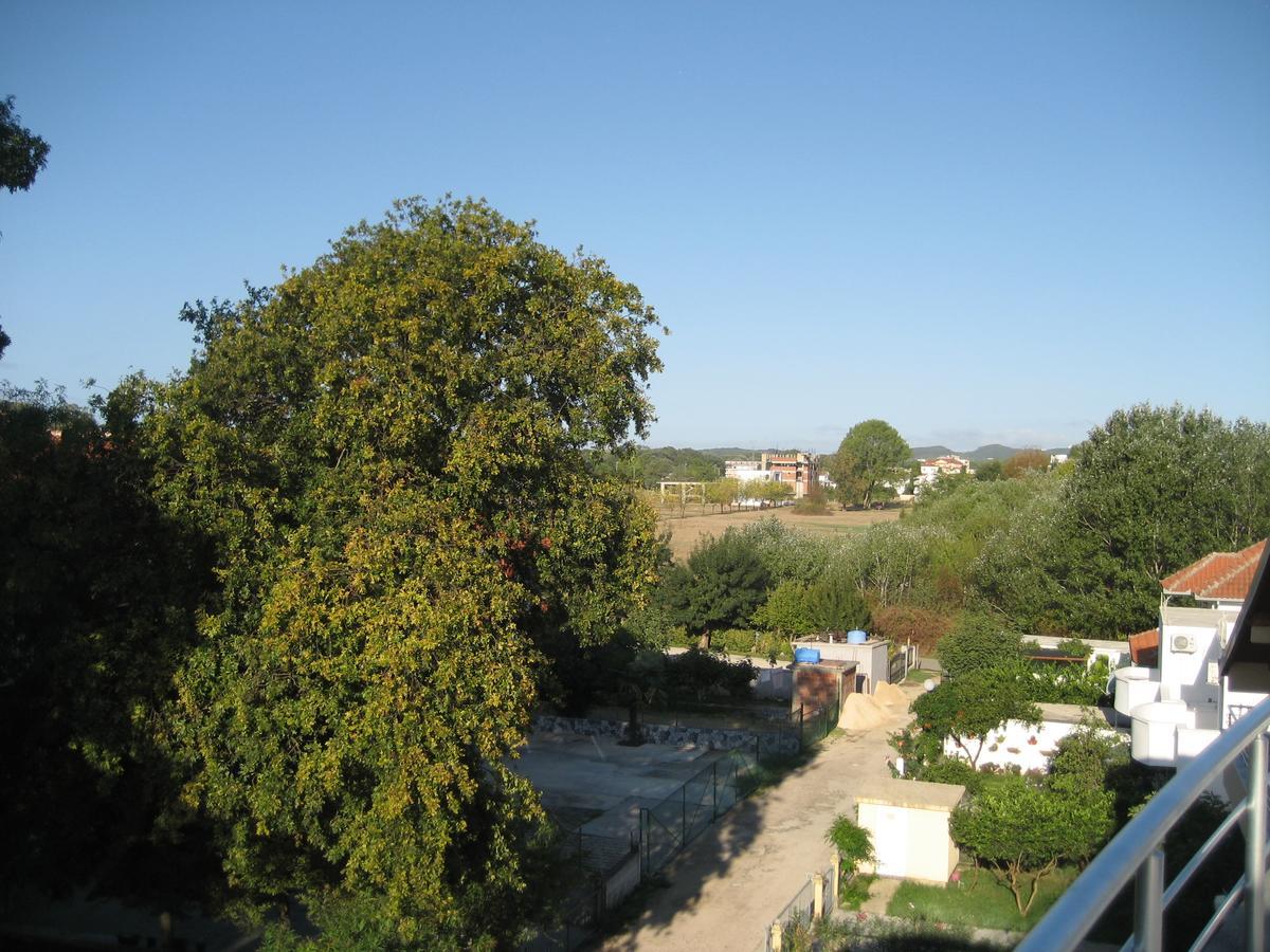 Guest House Vila Mimoza Ulcinj Exterior foto